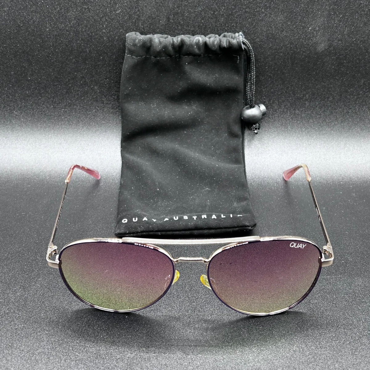 Quay Australia Single 126 Aviator Sunglasses Gold Used Damaged