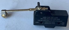 Micro Switch BZ-2RW89992-A2 7545, Lot Of 10, Limit Switch W/Roller Application