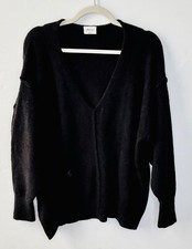 EUC  ARITZIA WILFRED FREE BLACK DEEP V NECK BOXY NYLON KNIT PULLOVER SWEATER L