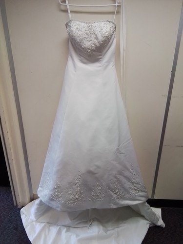 ALFRED ANGELO Wedding Dress Strapless Beaded Train WAIST 76cm SIZE 12 #3122