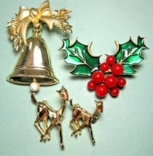 3 Vintage Christmas Pins Bell W/ MovaebleClanger,Holly,2 Deer Sweater Set