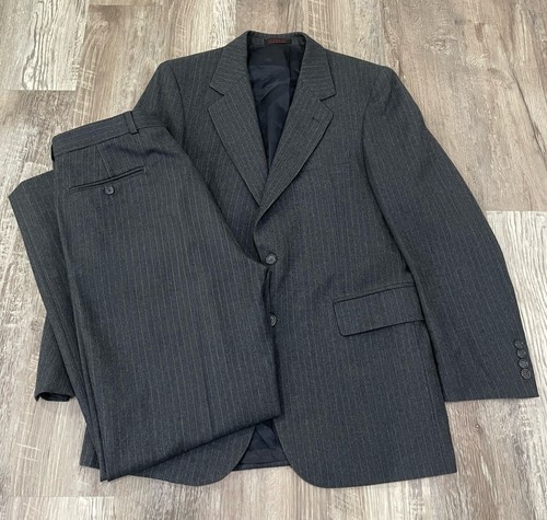 Christopher Brooks Gray 2 Piece Suit 38R 32/30 Wool