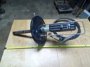 Ingersoll Rand ARO Pneumatic Grease Pump for 35 LB Containers , LM2250E-21-B