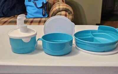 NEW Tupperware Baby Stages Feeding Set - AQUA - 3 Piece Set