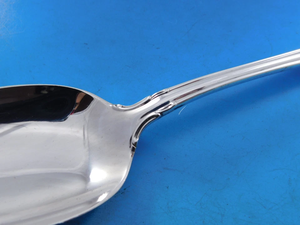 Juego de 4 cucharas para servir de plata esterlina Hampton Court de Reed & Barton 8 5/8" Foto 3 de 4