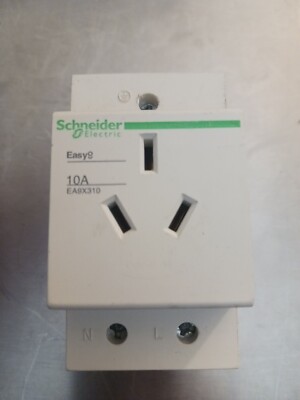 Schneider Electric EA9XN310 Easy9 10A