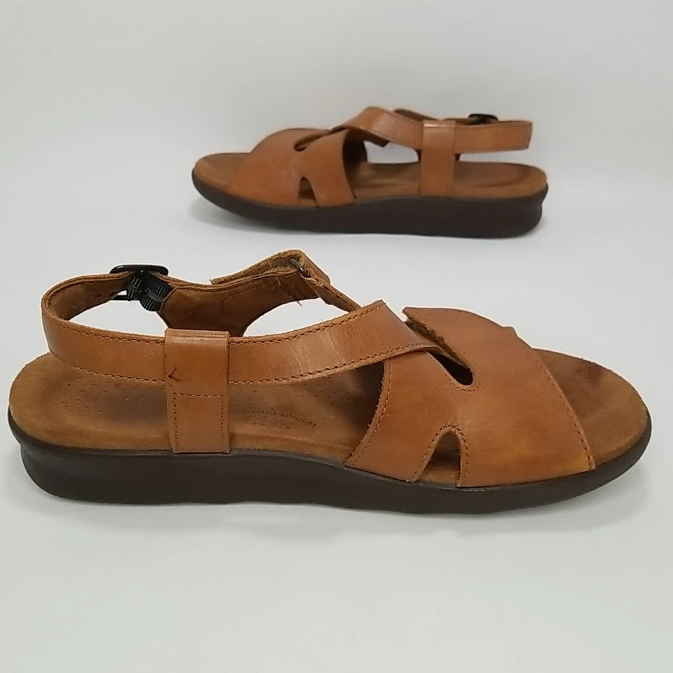 SAS Huggy Cross Strap Leather Walking Sandals Women sz 9.5 Narrow Caramel Brown - Image 4 of 4