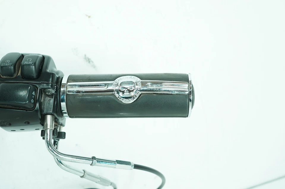 Harley Dyna Super Glide 2011 personalizado OEM manillar izquierdo derecho interruptores controles Foto 3 de 4