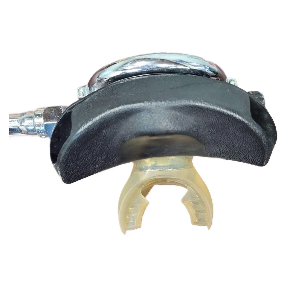 Vintage ScubaPro MK5 w Balanced Adjustable Regulator - Image 4 of 4