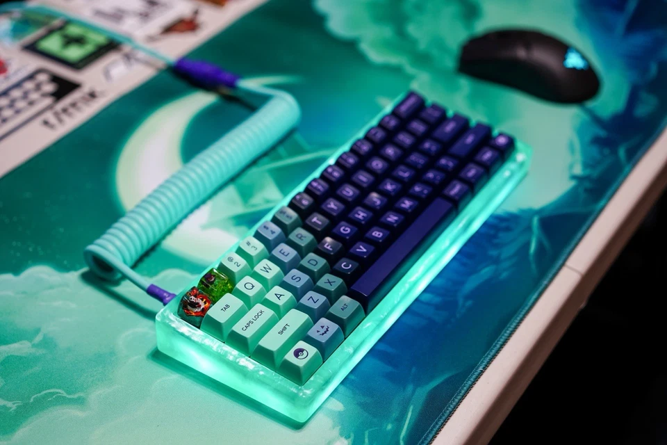 60% Resin Case Mechanical Keyboard Build, SA Dreameater Keycaps, Lubed Linear - Image 3 of 4