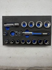 Matco SB15TH 15 PIECE THRU-HOLE DRIVE METRIC SPLINE SOCKET SET