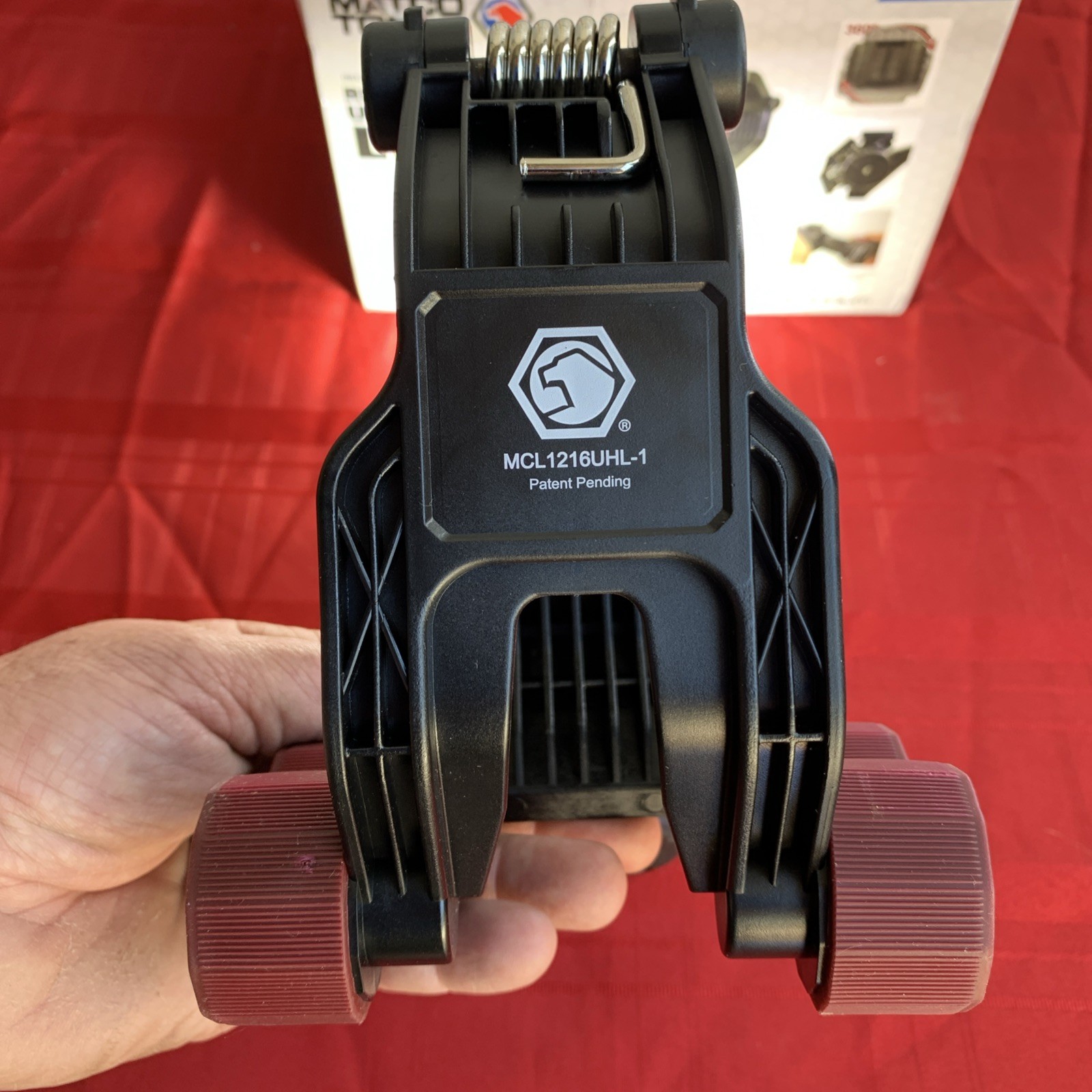 Matco Tools 12V & 16V CORDLESS INFINIUM™ RECHARGEABLE UNDER HOOD LIGHT-1k Lumens