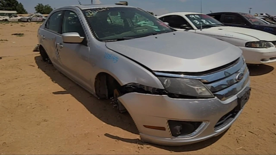 Pinza de freno de disco trasera derecha usada se adapta a: Ford Fusion 2011 trasero derecho grado Foto 2 de 4