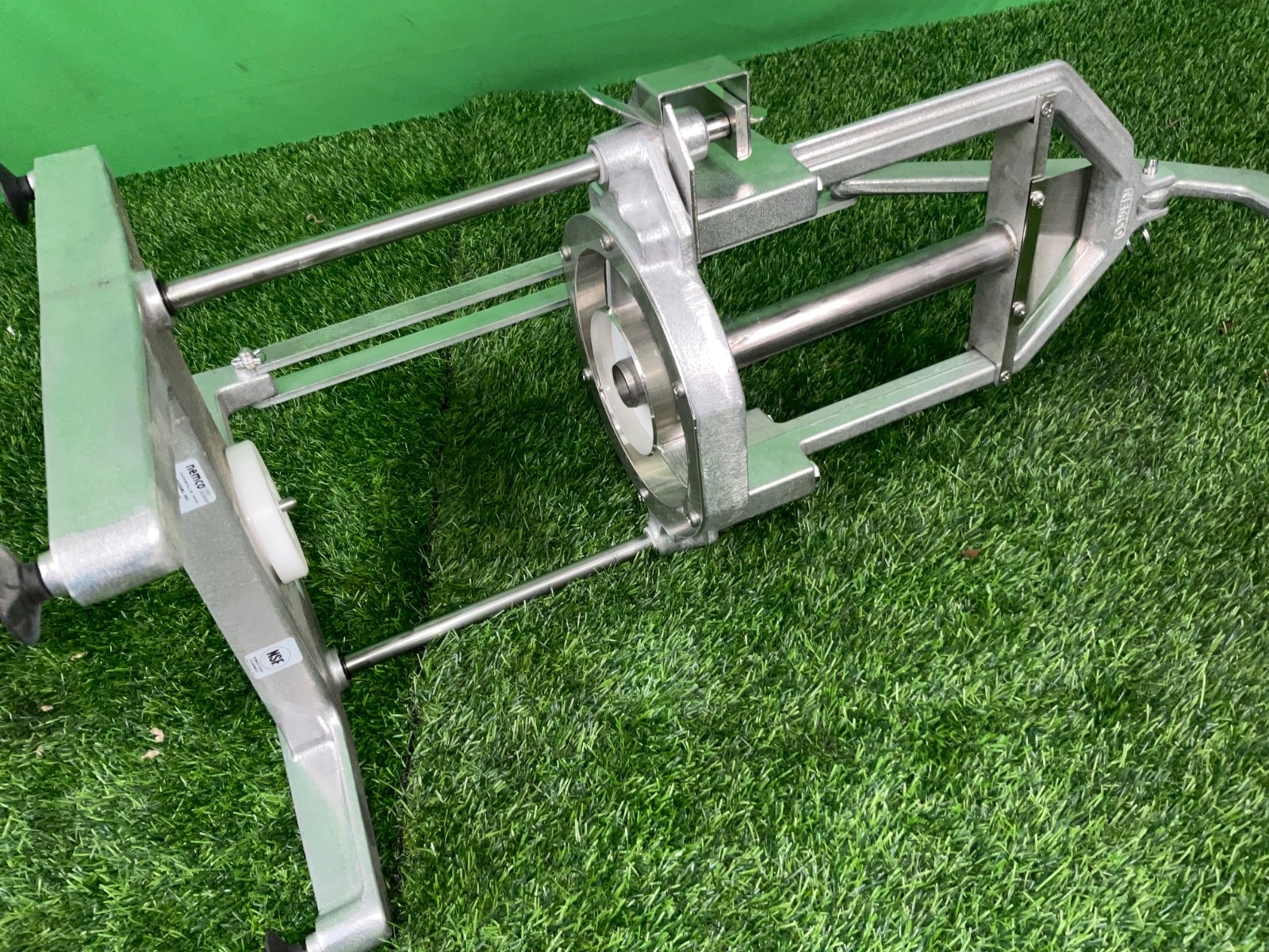 Nemco 55775-1 Easy Pineapple Corer / Peeler 55775 New No Box 1658 1F