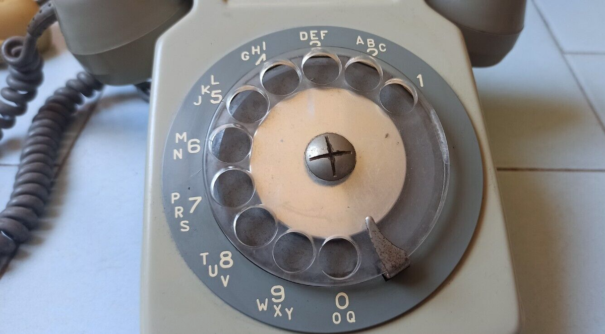 Ancien Téléphone Orange Vintage Socotel S63 à cadran Ptt
