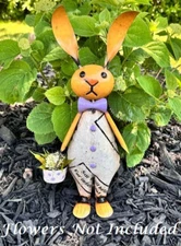 NEW PRIMITIVE RABBIT RECYCLED METAL HUTCH 14.5"Tx6.75"Wx3.25"D Aged FARMHOUSE