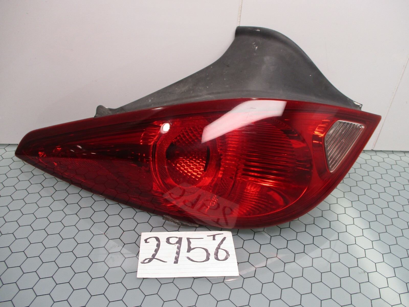06 07 08 09 Pontiac G6 Coupe DRIVER Side Tail Light Used Rear Lamp #2956-T 