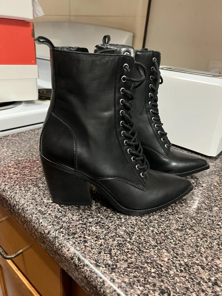 Steve Madden Corliss Vintage Leather Point Toe  Boots Sz 8. Brand New - Image 2 of 4