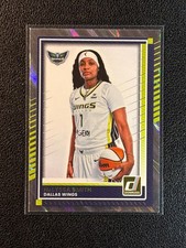2025 Panini Donruss WNBA - NaLyssa Smith #48 Lava Holo NM