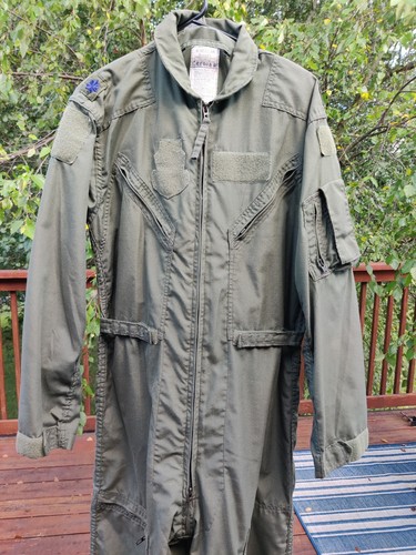 US Air Force Flyers Coveralls Mens 42R Green Flight Suit CWU-27/P USAF Military - Picture 2 of 12