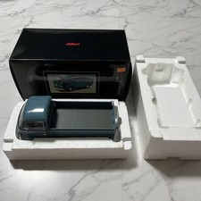 [With Box] 1/18 Scale olkswagen T2a Pritsche Schuco Diecast Car el Collection