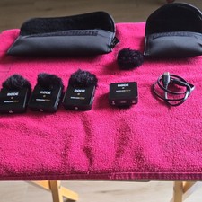 Rode Wireless GO II Microphone System w/ 2 Transmitters, Receiver, Windscreens