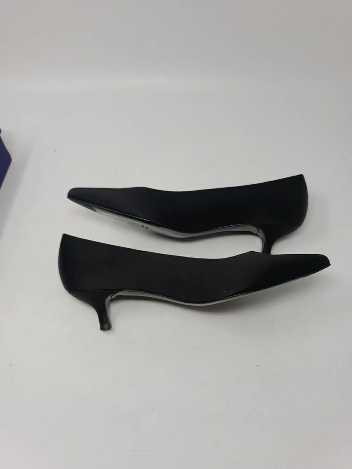 Zapatos de salón Stuart Weitzman para mujer talla W8.0 negro gamuza punta suela de cuero 1.5" Foto 4 de 4