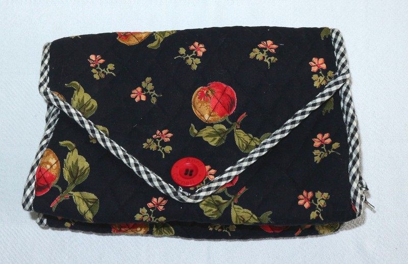 APRIL CORNELL FOR SILVESTRI Black w Apples Hanging Travel Organizer 10 X 23 NWOT