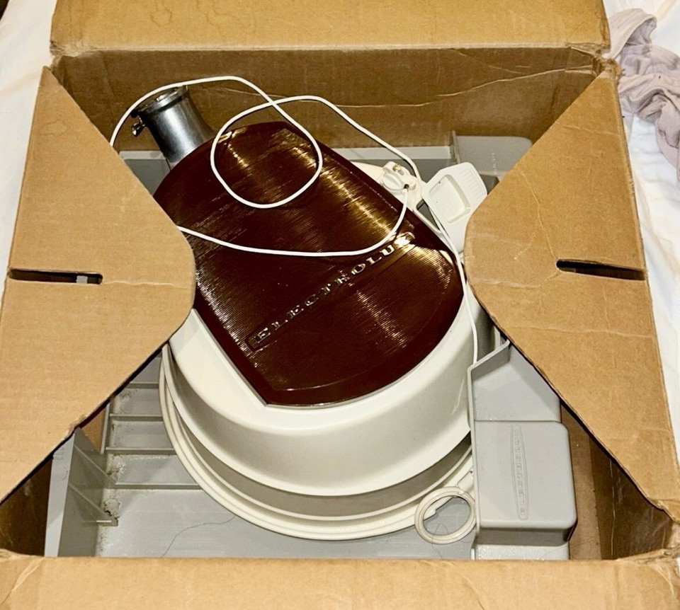 Electrolux Rug Carpet Washer Floor Tile Shampooer Scrubber Brush With