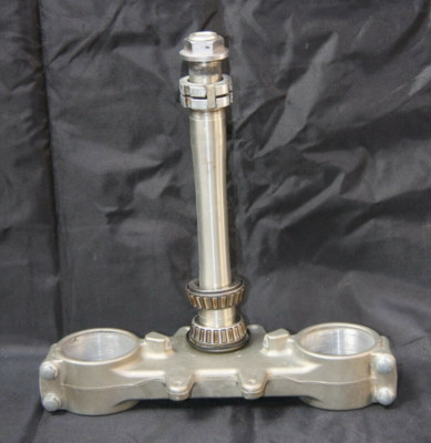 Lower Fork Clamp 3D72334000 YAMAHA WR250R 3D7 2009