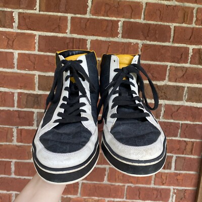 Limited edition, Authentic Gucci Hightops size 11 Gucci | Shoes | Gucci Hightop Shoes Gold Metallic | Poshmark main image 4