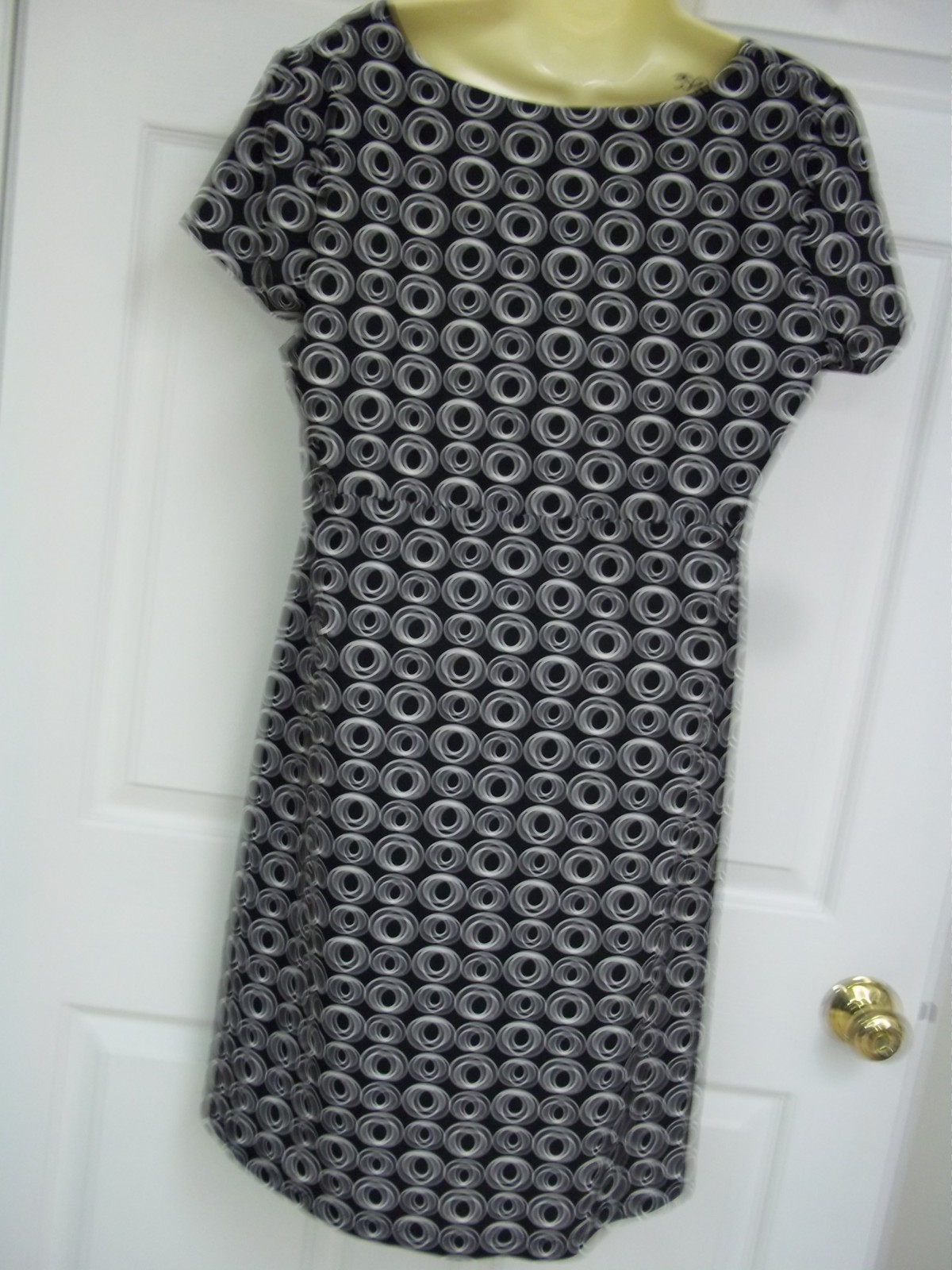 Picture 4 of 6