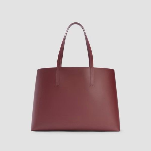 Nuevo con etiquetas Bolso Everlane The New Day Market Grande en Color Brandy/Borgoña