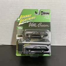 Johnny Lightning Storage Tin 1964 Olds Vista Cruiser *WHITE LIGHTNING* CHASE