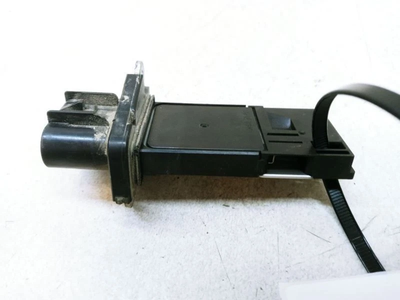 Sensor de flujo de aire masivo Saturn Aura 2009 2,4 L fabricante original usado probado  Foto 4 de 4