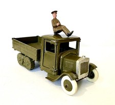 BRITAINS Lead Toy Soldier ARMY TENDER, CATERPILLAR TYPE WITH DRIVER