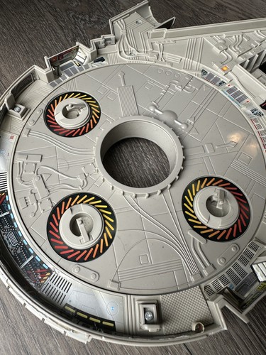Vintage Lewis Galoob Star Wars Millenium Falcon Toy Micro Machines Playset 1995 - Picture 8 of 10