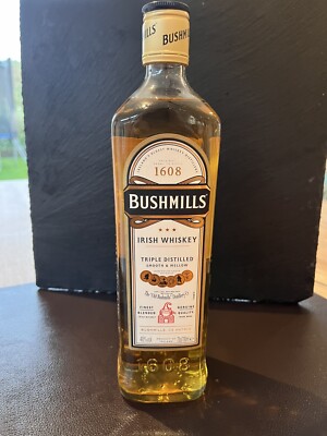 Bushmills Irish Triple Distilled Whisky Smooth und Mellow 700 ml