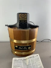 VINTAGE Richmond Cedar Works Frost King 5 Quart Ice Cream Freezer Maker