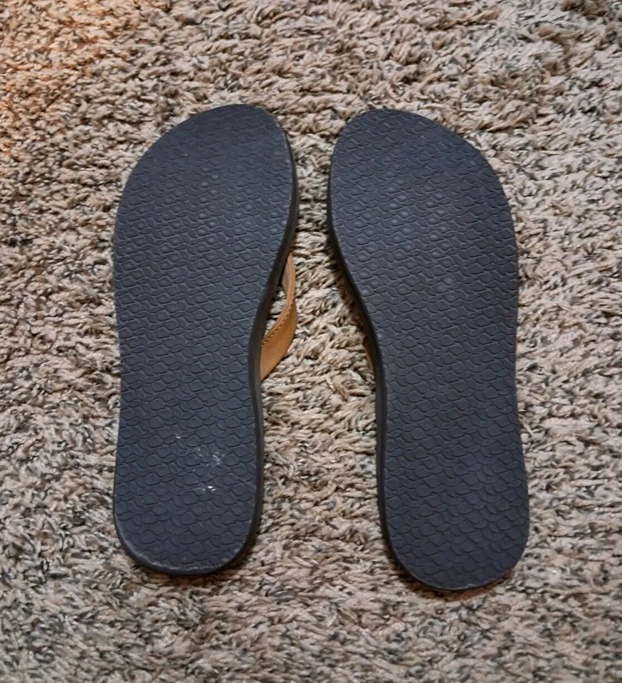 Reef Women's Zen Love Flip Flop Soft Cushion Footbed Size 8. *MEASUREMENTS* - Image 4 of 4