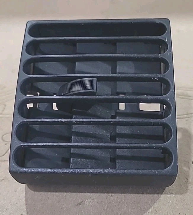 1994-1996 Chevrolet Impala SS Caprice Left or Right Dash A/C Air Vent Black OEM - Image 2 of 2