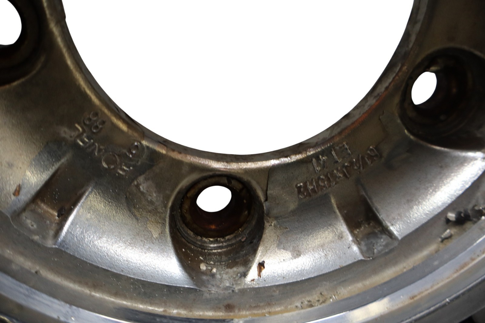 1986-1992 Bentley Turbo R Eight Alloy Wheel Rim 6-1/2J x 15H2 ET41 UR27500 Oem