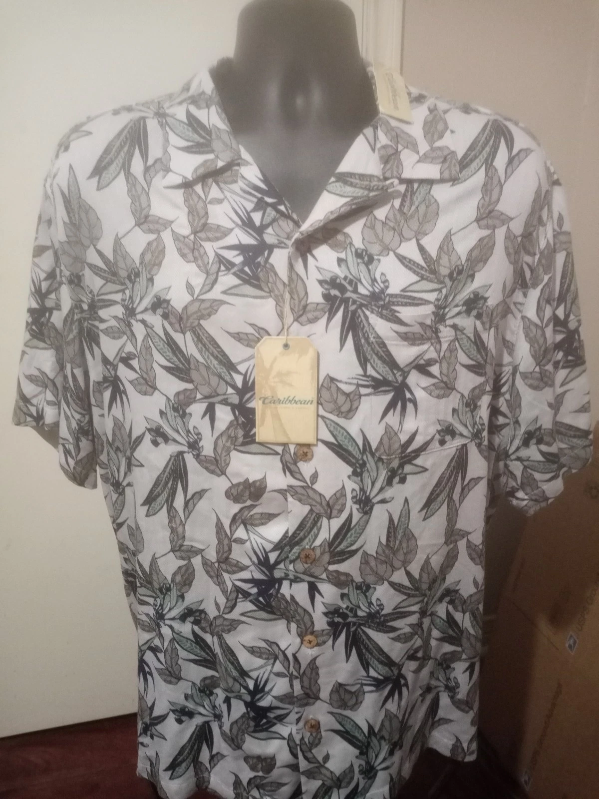 New Caribbean Roundtree & Yorke Silk Blend Gray Tropical Floral Camp Shirt XL