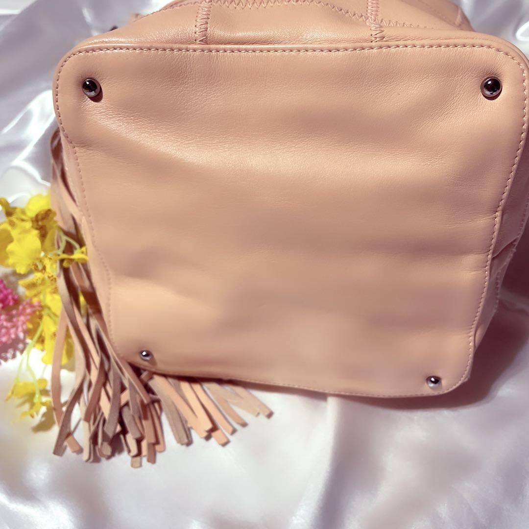 CHANEL salmon pink unused home storage rare handbag with some problems image 3