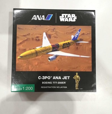 C-3PO ANA JET BOEING 777-200ER 模型 ANA Boeing 777-200ER 'STAR WARS C-3PO' (JA343A) - Phoenix 1