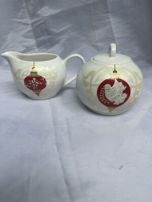 MAXWELL WILLIAMS BAUBLES by CLAIRE CHILCOTT CHRISTMAS CREAMER/SUGAR SET