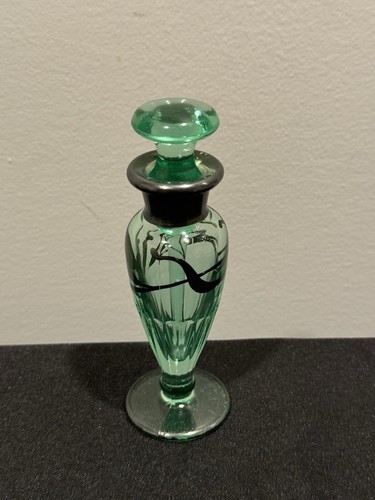 Uranium Glass Perfume Bottle With Silver Accents - Picture 4 of 7