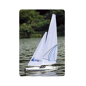 helion aura 650 sailboat