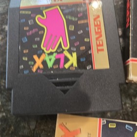 Tengen Klax Nintendo NES Game Cartridge NTSC E Sleeve Manual