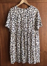 Brakeburn Animal Print/Leopard Spot Jersey Dress Size 12 Ivory/Multi Loose Fit